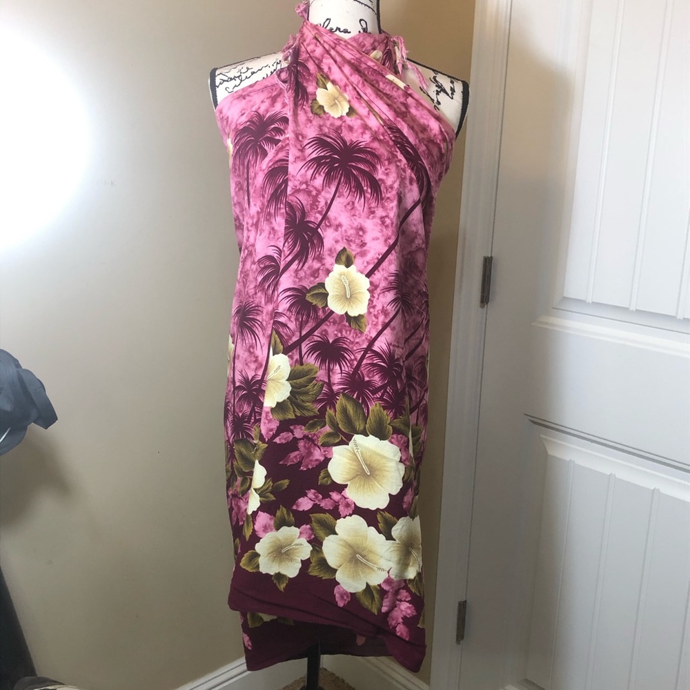 Sarong/Pareo Pinks and Neutrals